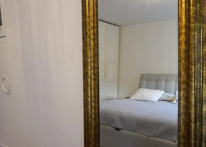 Apartmán Emmas With Private Parking And Balcony