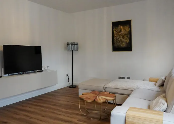 Emmas With Private Parking And Balcony Апартаменты Любляна